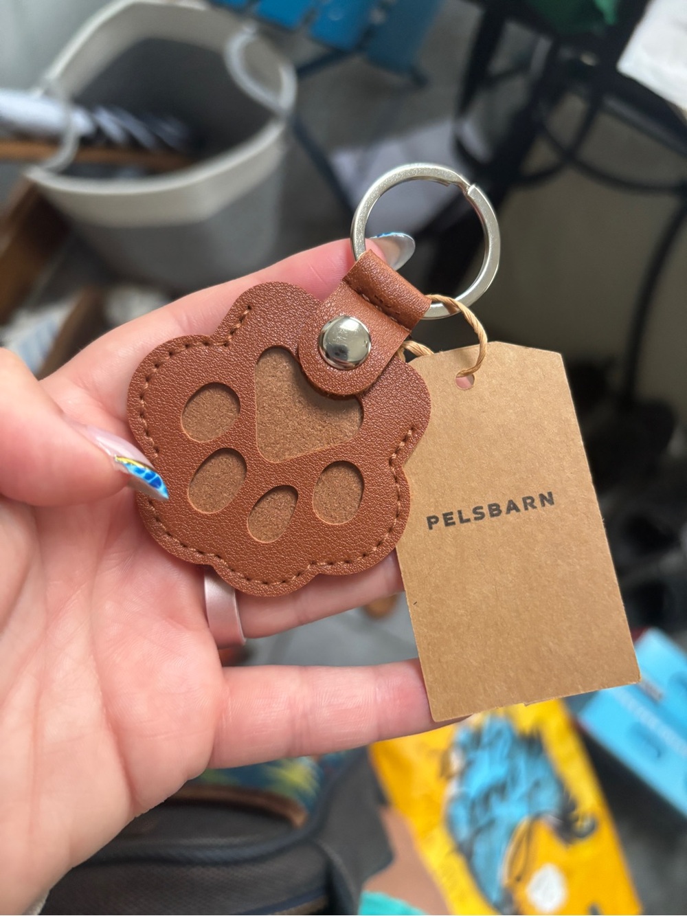 Pelsbarn Brown Leather Paw Keychain